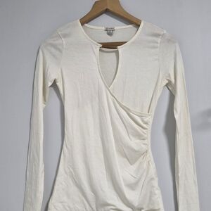 GUESS White Long-Sleeve Top XS